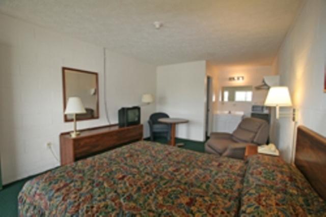 Hotel Lake Anna Glenora Camera foto