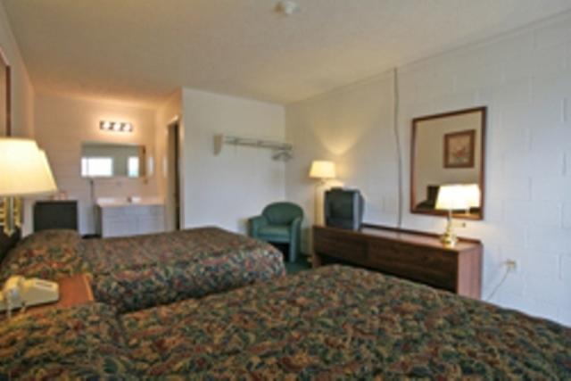 Hotel Lake Anna Glenora Camera foto